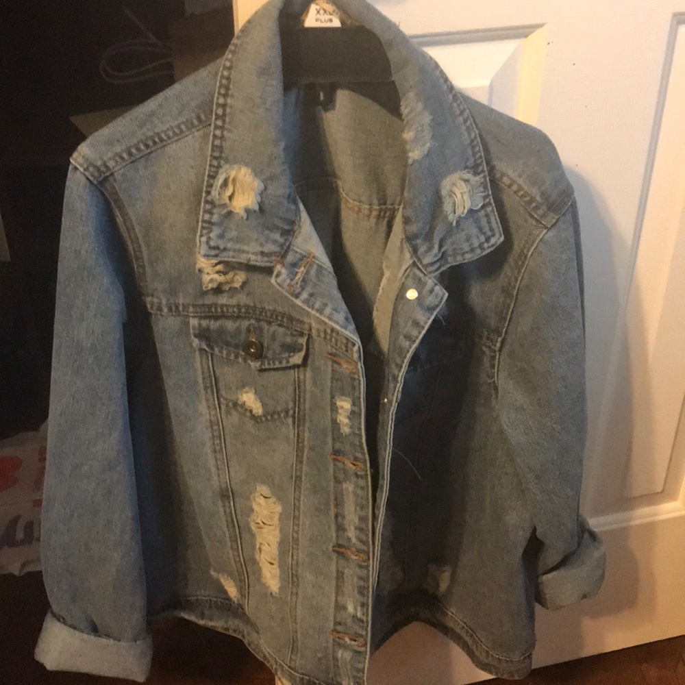 Jean Jacket BRAND NEW (NEVER WORN)